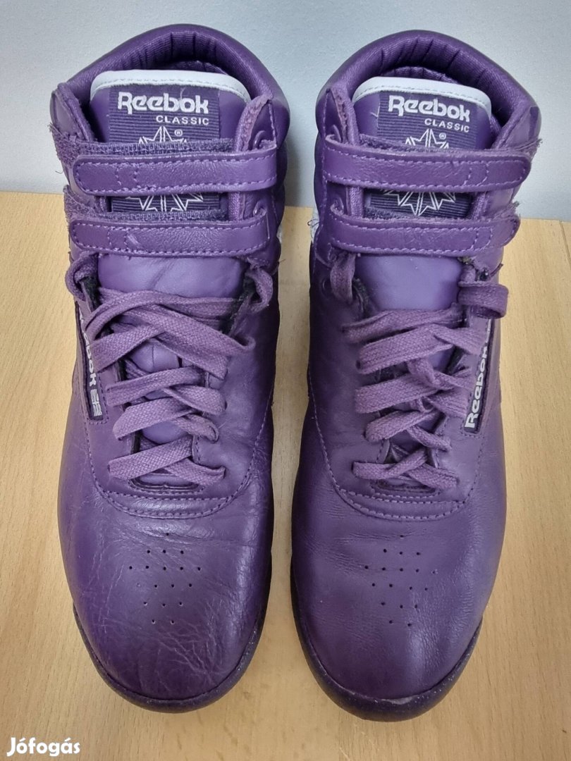 Reebok Freestyle Hi-Spirit 39-es női lila bőrcipő