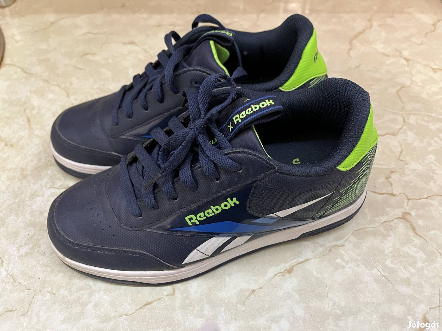 Reebok Gurulós cipő 