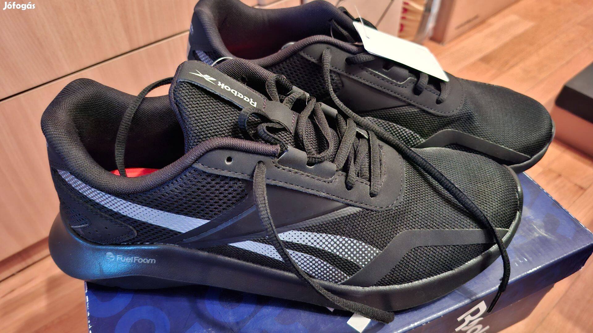 Reebok Memory Tech 41-es új fekete cipő