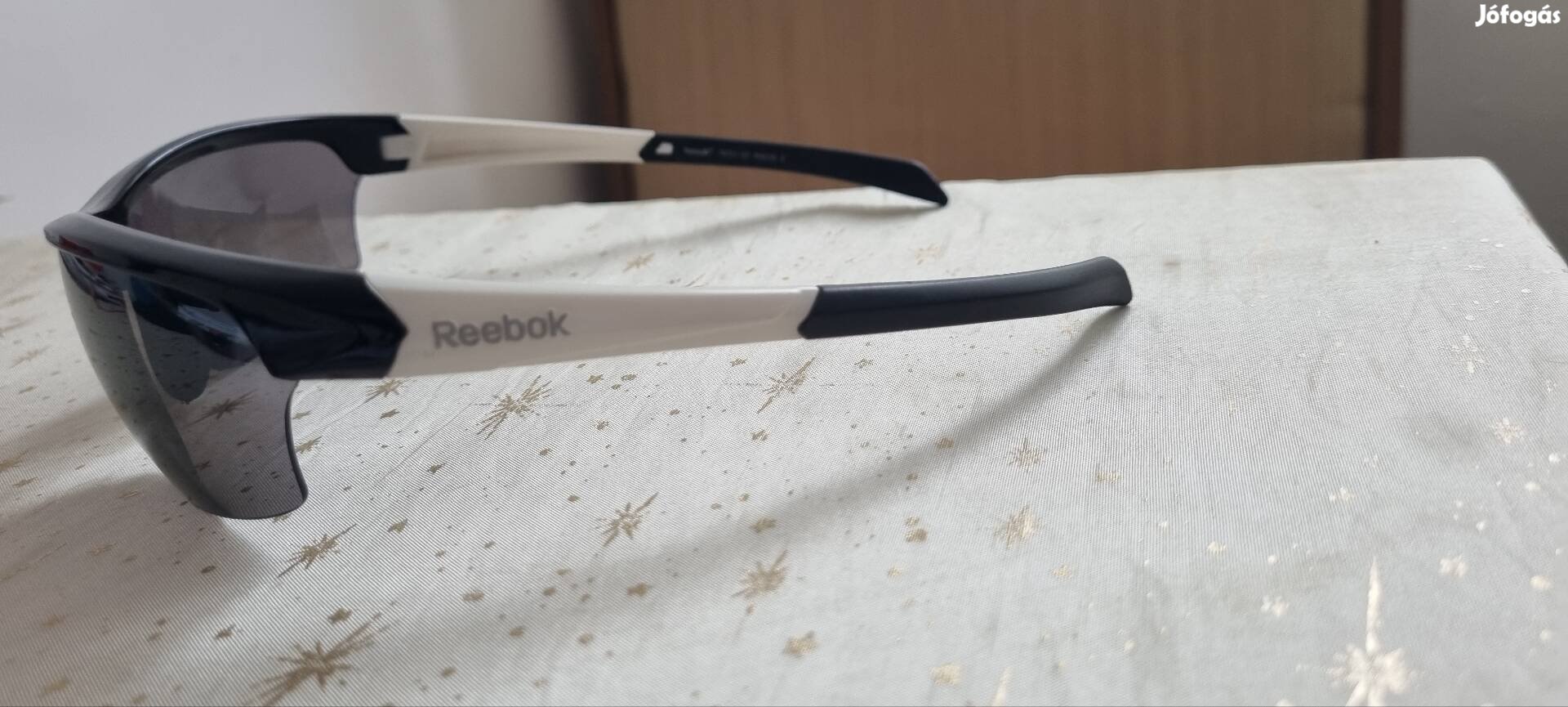 Reebok napszemüveg, unisex, Új