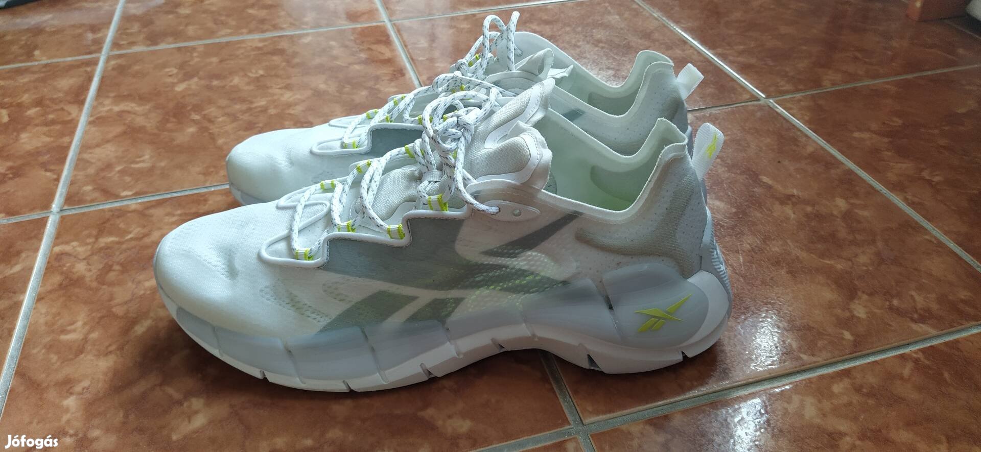 Reebok zig fehér 47