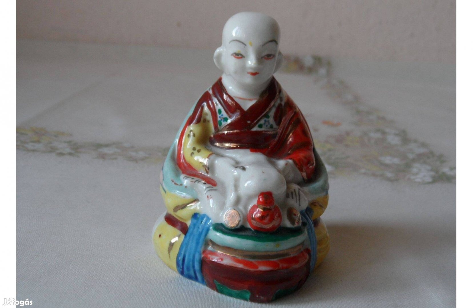 Régebbi kínai porcelán figura