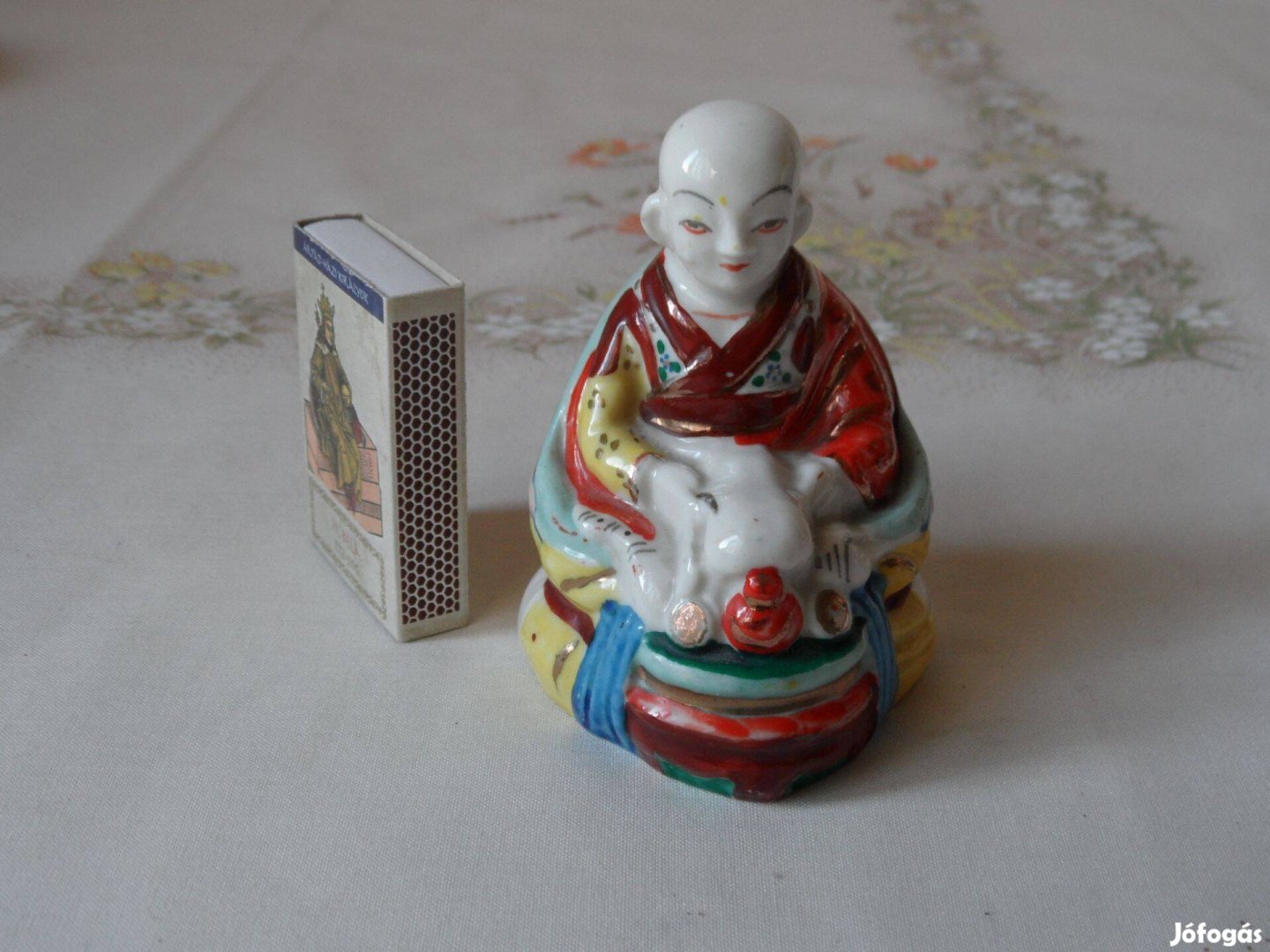 Régebbi kínai porcelán figura