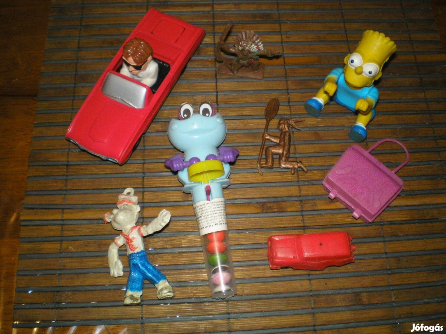 Régebbi retró apró játékok kb. 1970-80-as évekből autó