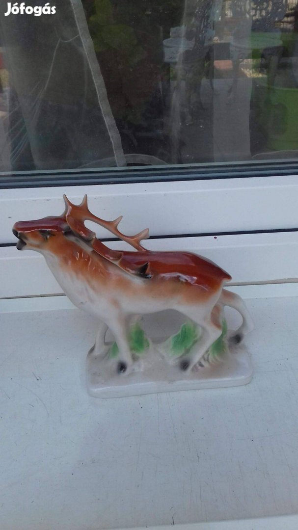 Régi Albajulia porcelán nipp szarvas figura hibátlan