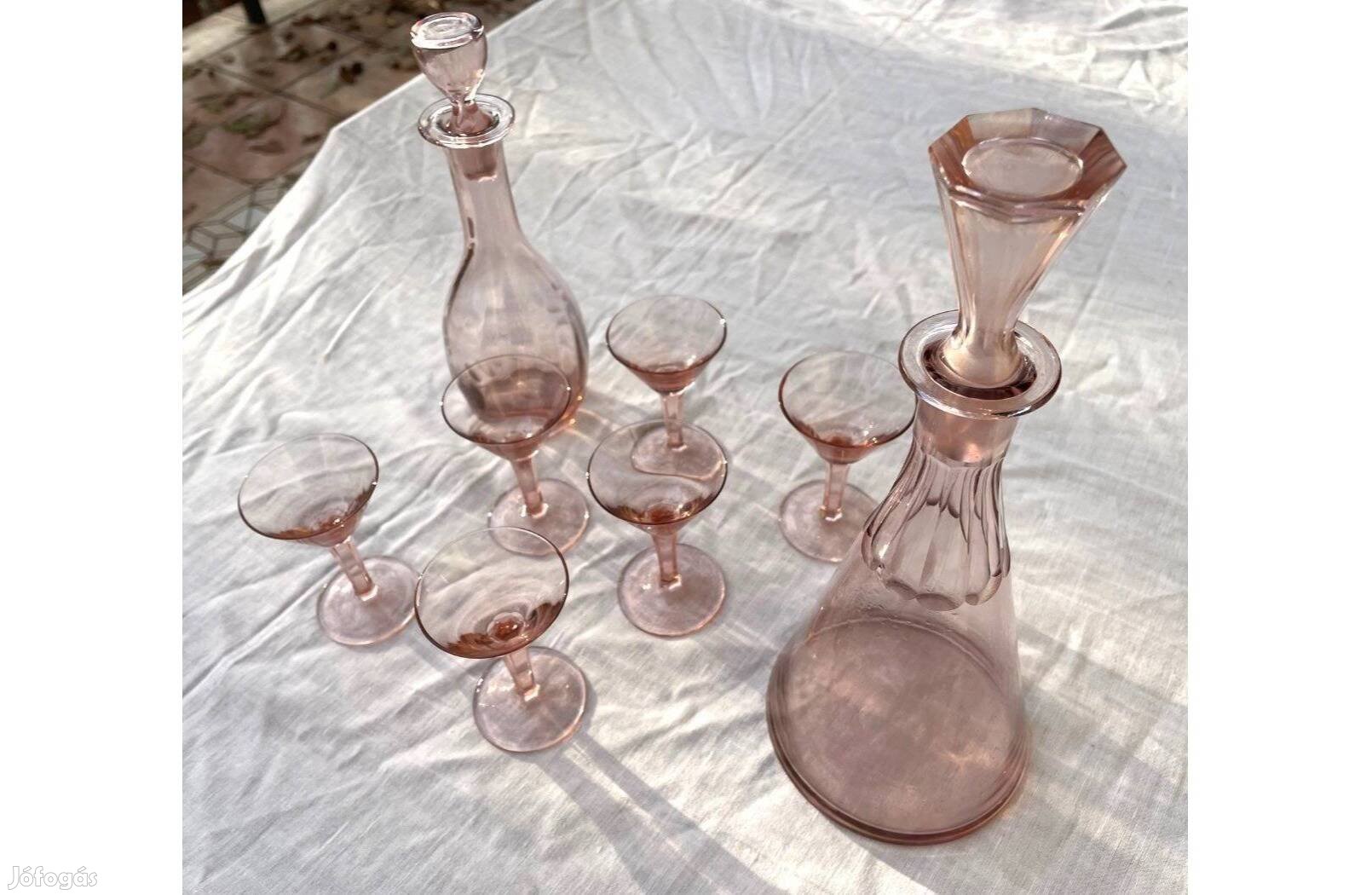Régi Art deco lazacszínű talpas likőrös pohár készlet