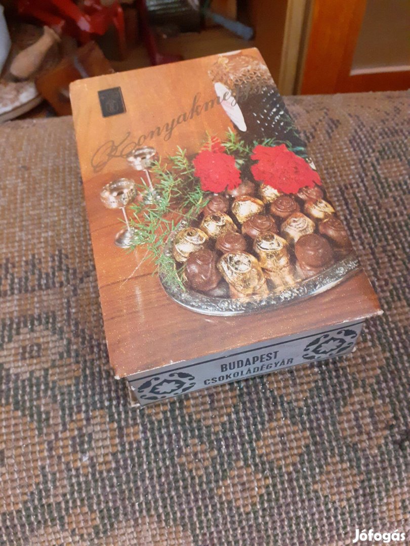 Régi Budapest Csokoládégyár konyakmeggy doboz