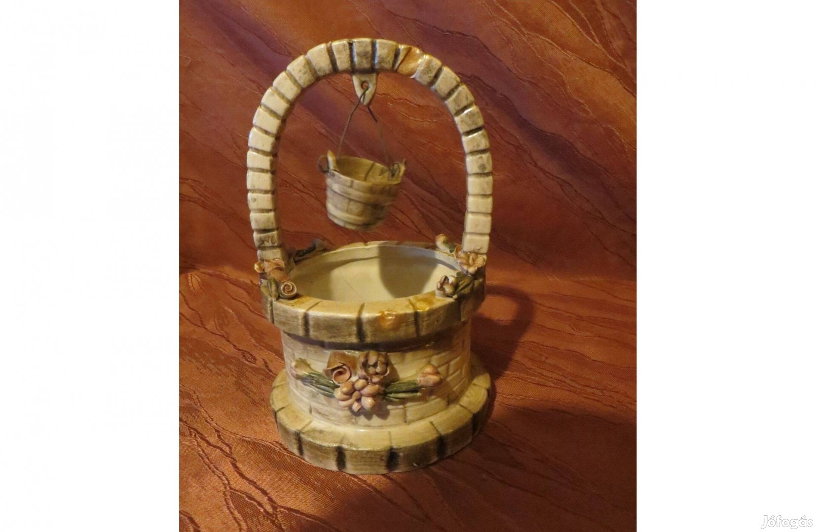 Régi Capodimonte porcelán kívánságkút