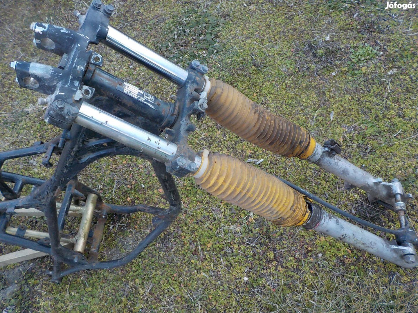 Régi Enduro motorra,komplett elsőteleszkóp olcsón eladó