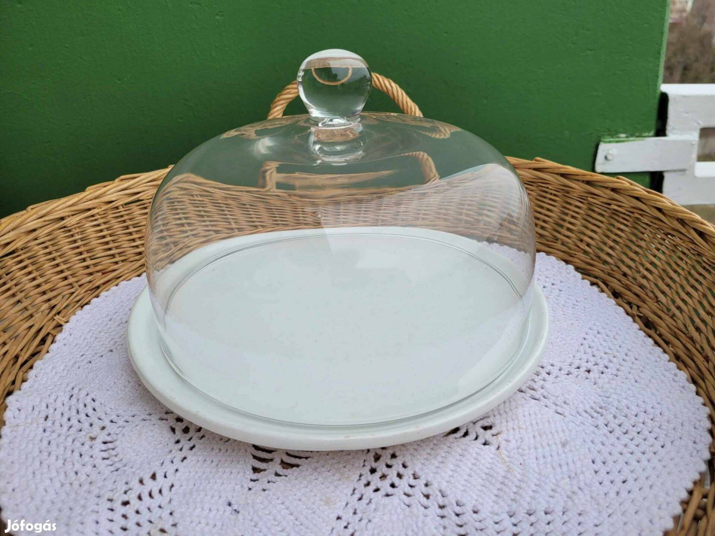 Régi Gránit porcelán tálcán öntött üveg búra