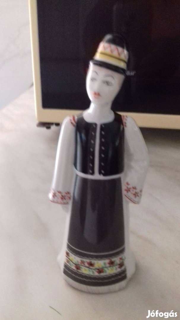 Régi Hollóházi porcelán matyó legény