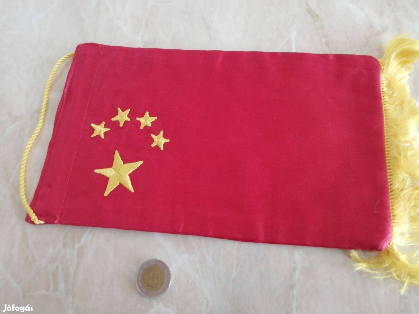 Régi Kinai selyem kézel varrot asztali zászló