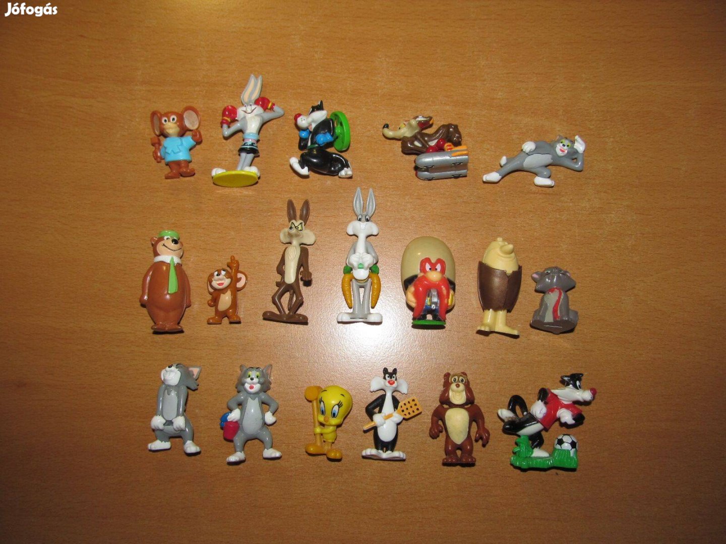 Régi Kinder figura kupac: WB, HB mese figurák (1990-es évek)