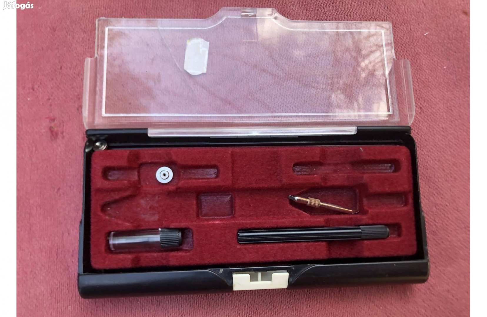 Régi Körzőkészlet doboza pár alkatrésszel 1000 Ft