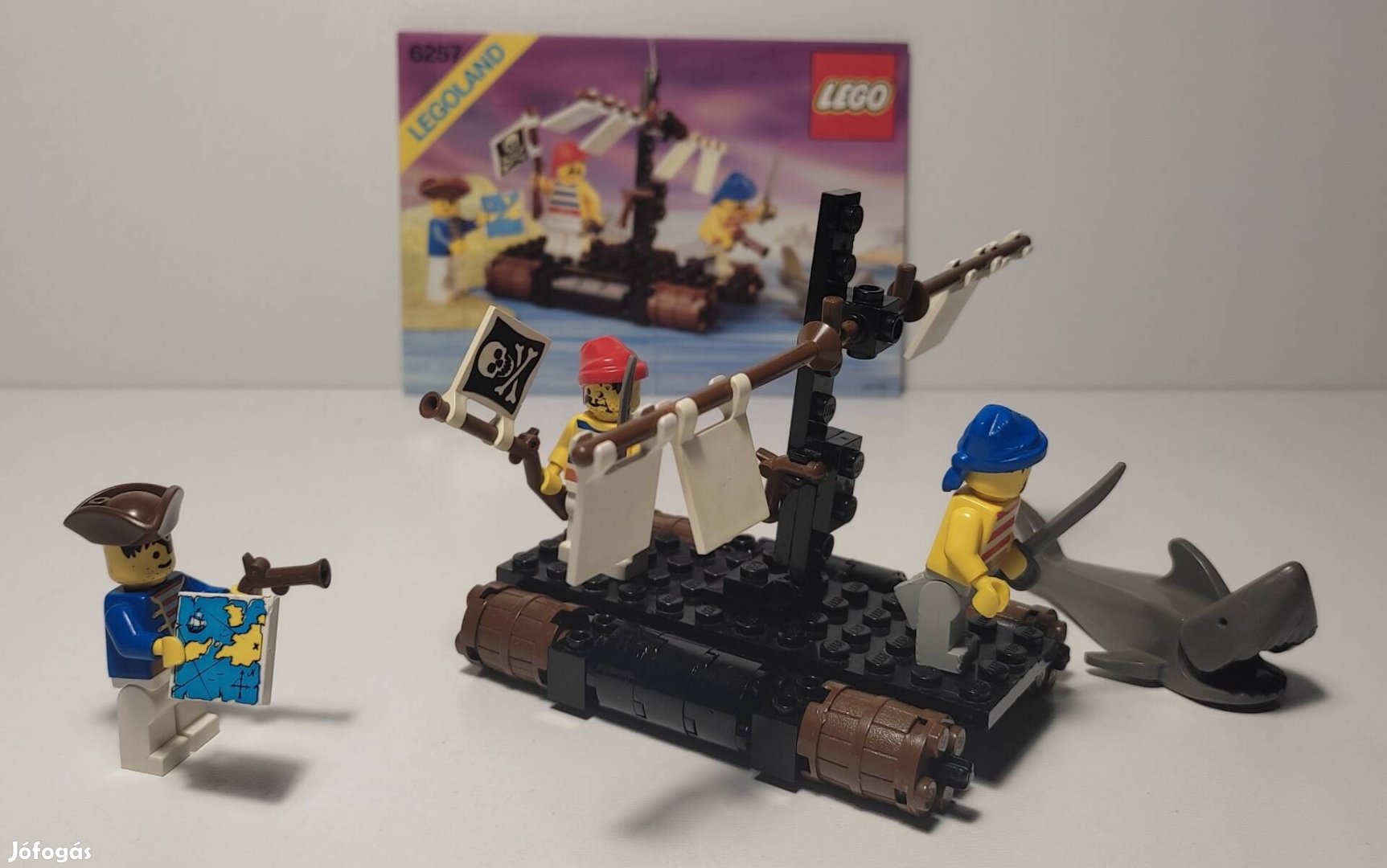 Régi LEGO Pirates: Castaway's Raft (6257) teljes szett+építési