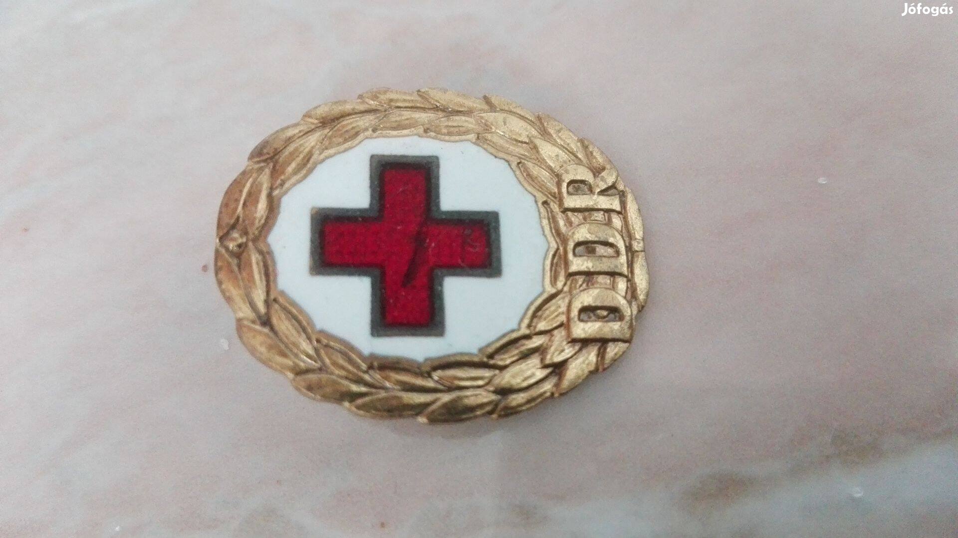 Régi Német Vöröskeresztes kitüntető jelvény