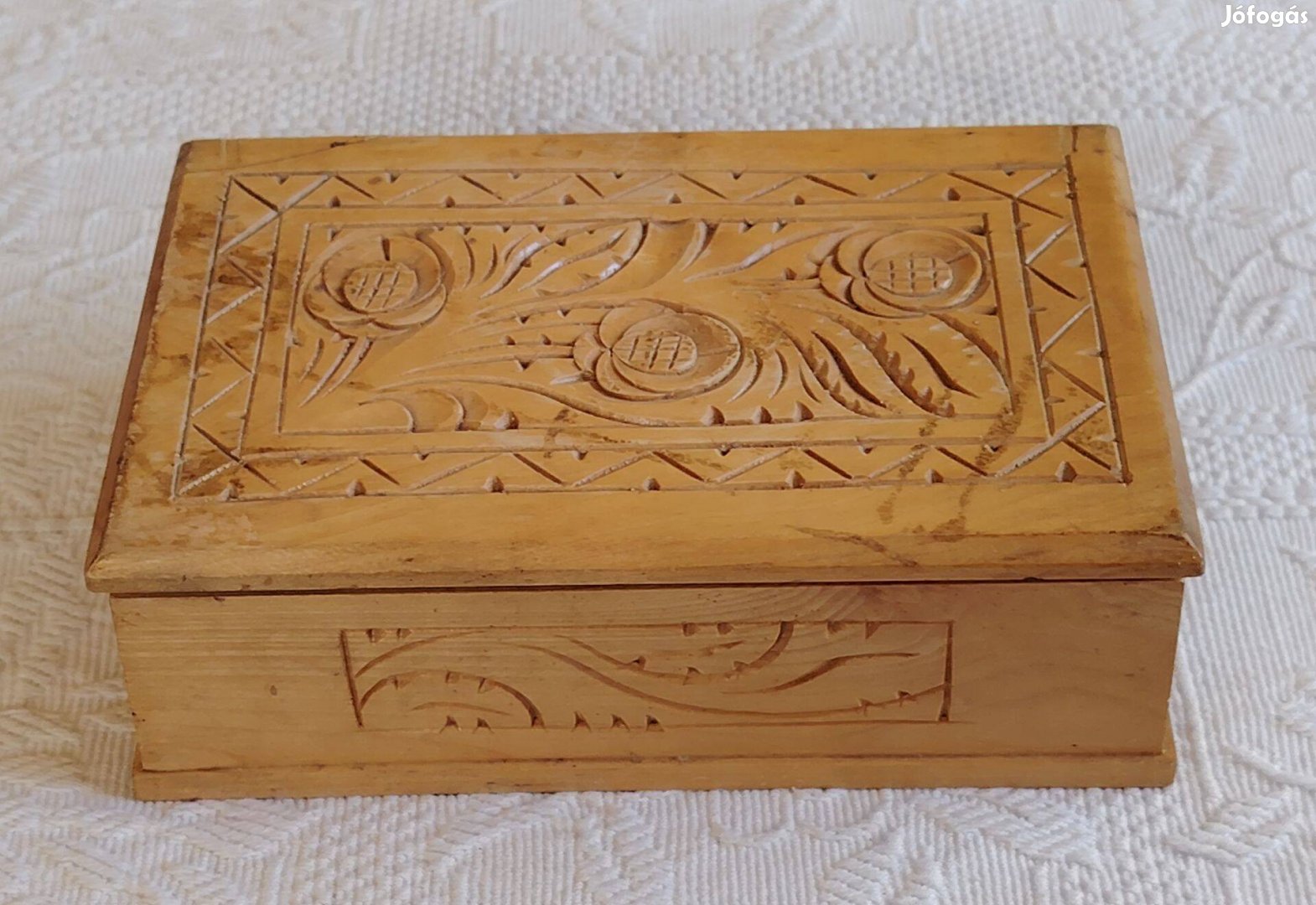 Régi Népművészeti Motívumos Natúr Faragott Fadoboz Tároló