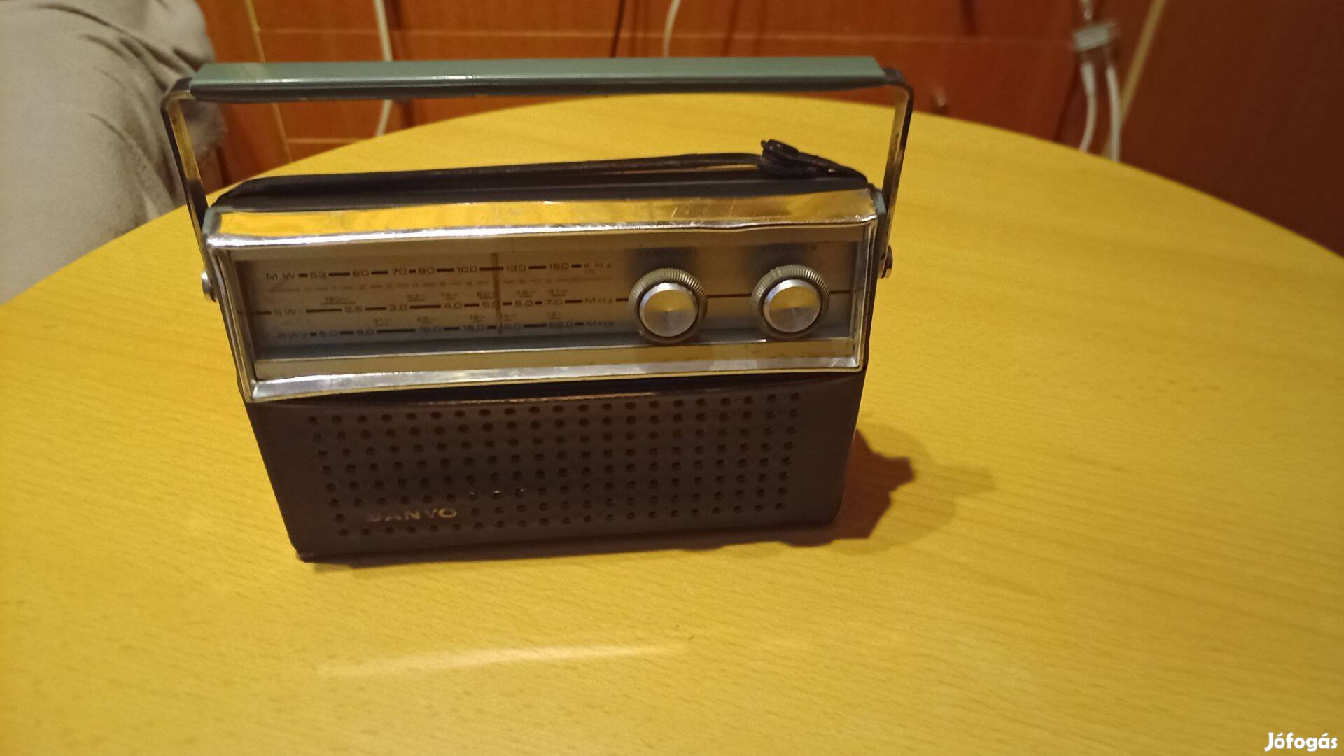 Régi Sanyo kis rádió