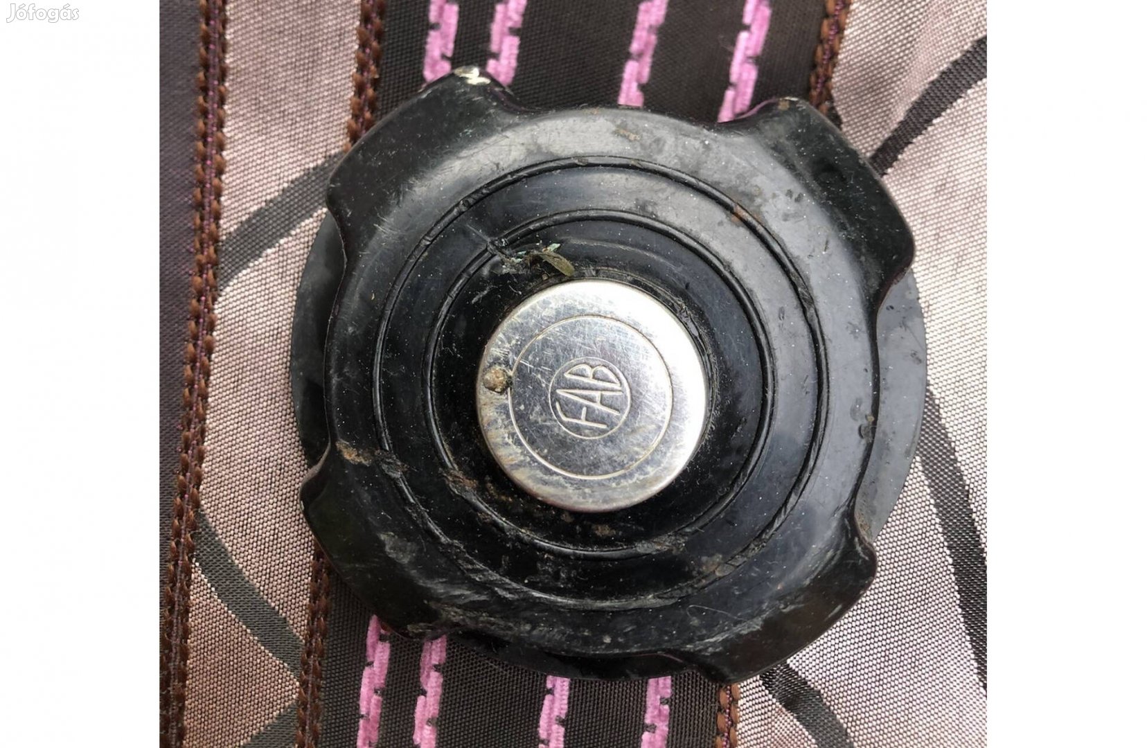 Régi Skoda tanksapka 3500 Ft Lenti