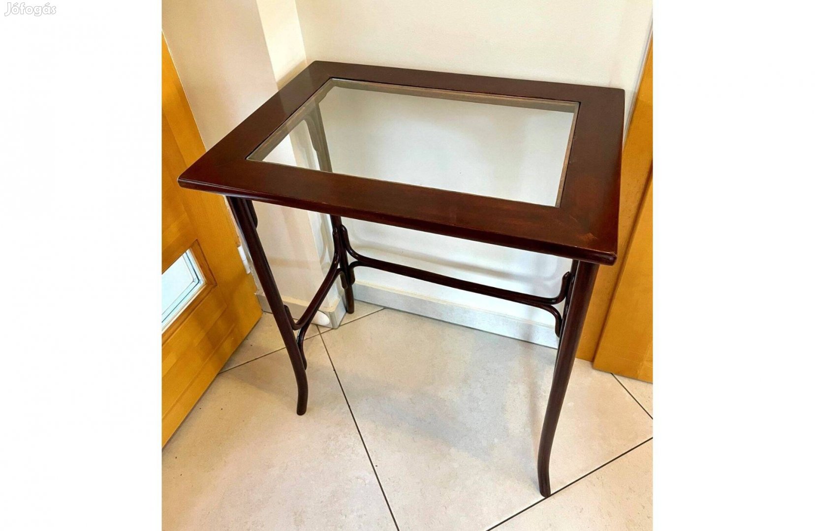 Régi Thonet asztal lerakó asztalka kávézó, dohányzó, posztamens