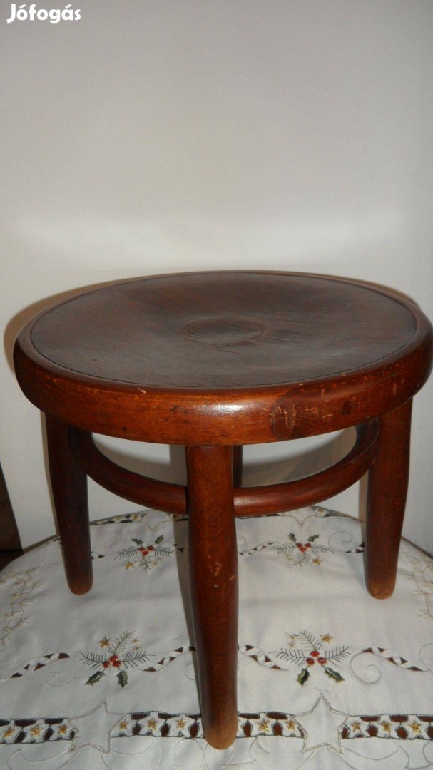Régi, szép állapotú tonett ülőke eladó