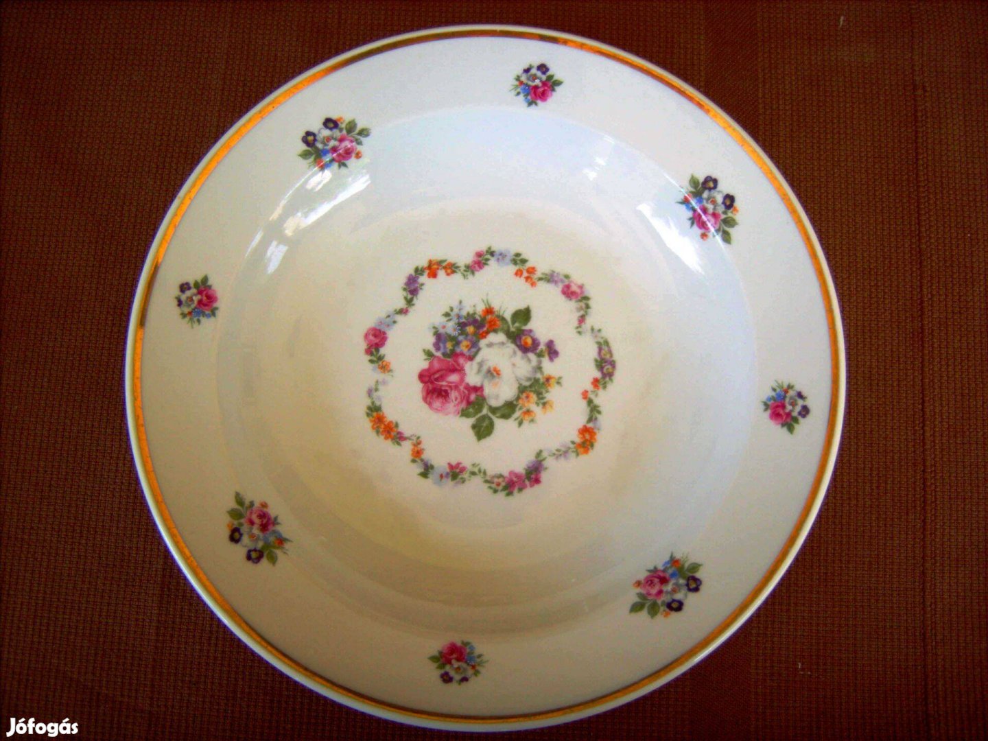 Régi többféle Zsolnay tányér, pótlásra is