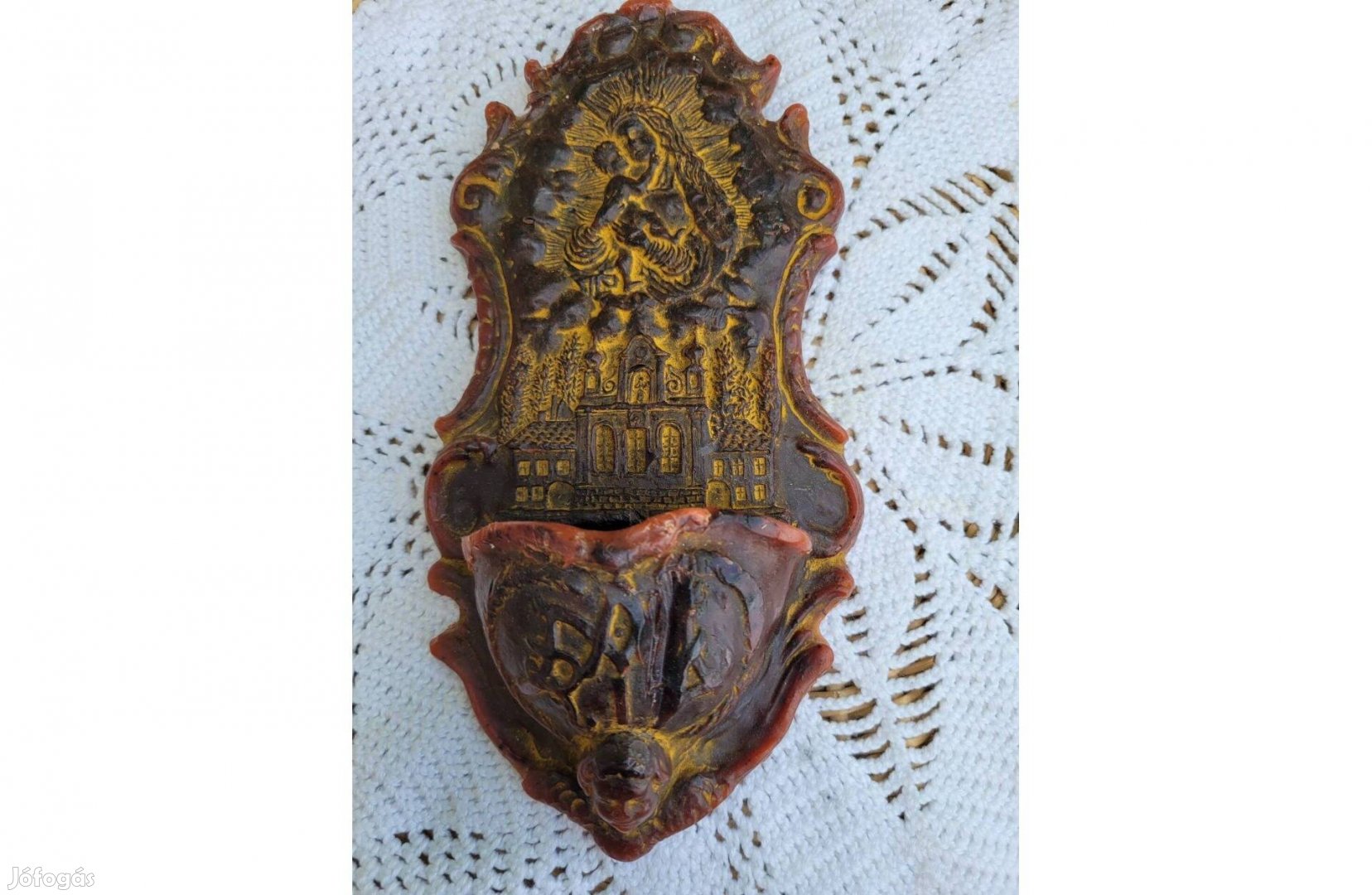 Régi, viaszból készült szentelt víz tartó