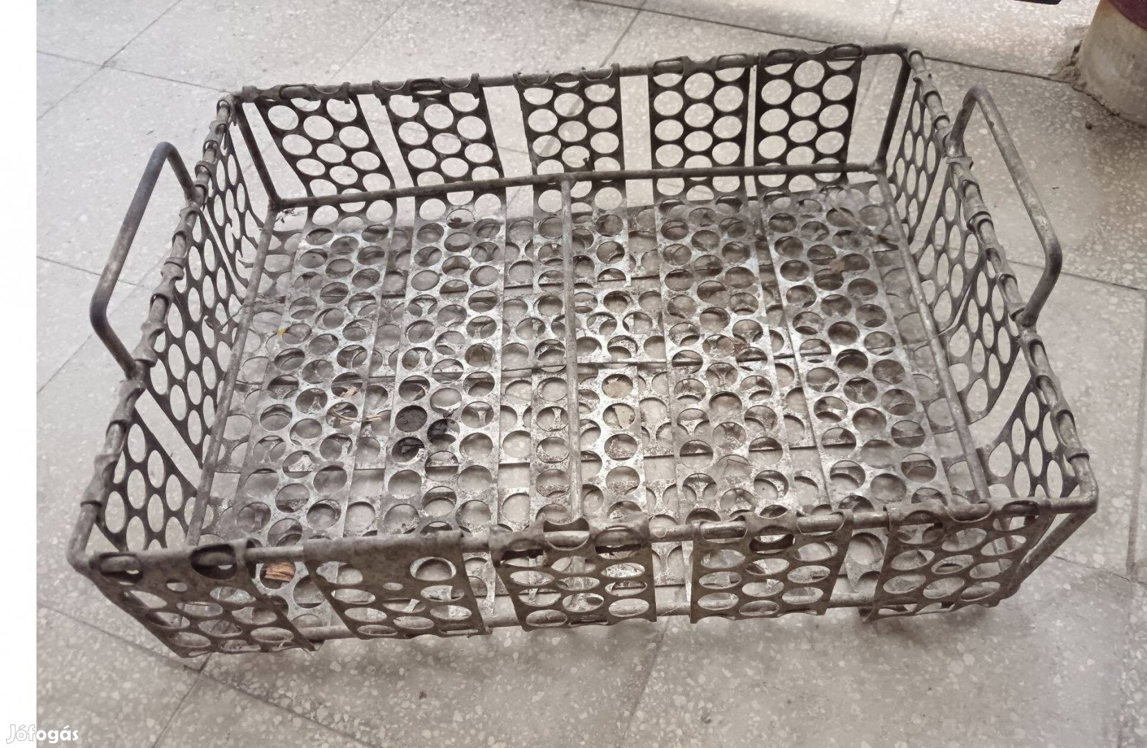 Régi acél kosár vaslemez oldalak ,retro tároló tálca ,rozsdamentes