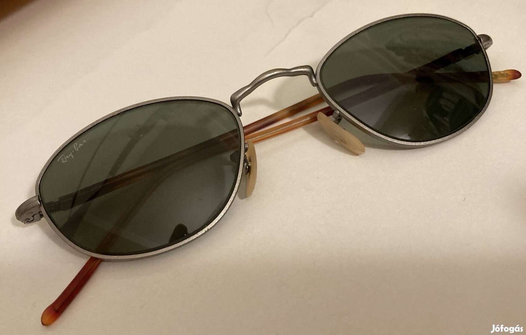 Régi amerikai rugós szárú BL Ray Ban W2861 gunmetal oval