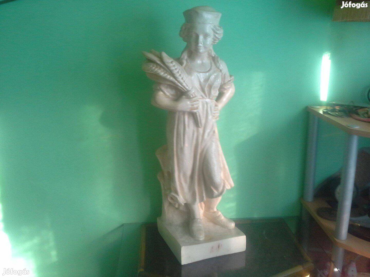 Régi antik 77 cm magas női szobor gyönyörű eladó