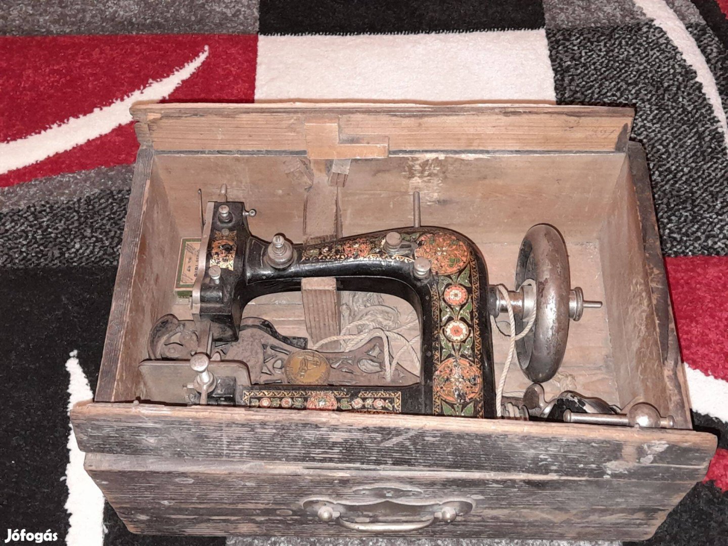 Régi antik Rumpf L'Incomparable hímzőgép varrógép