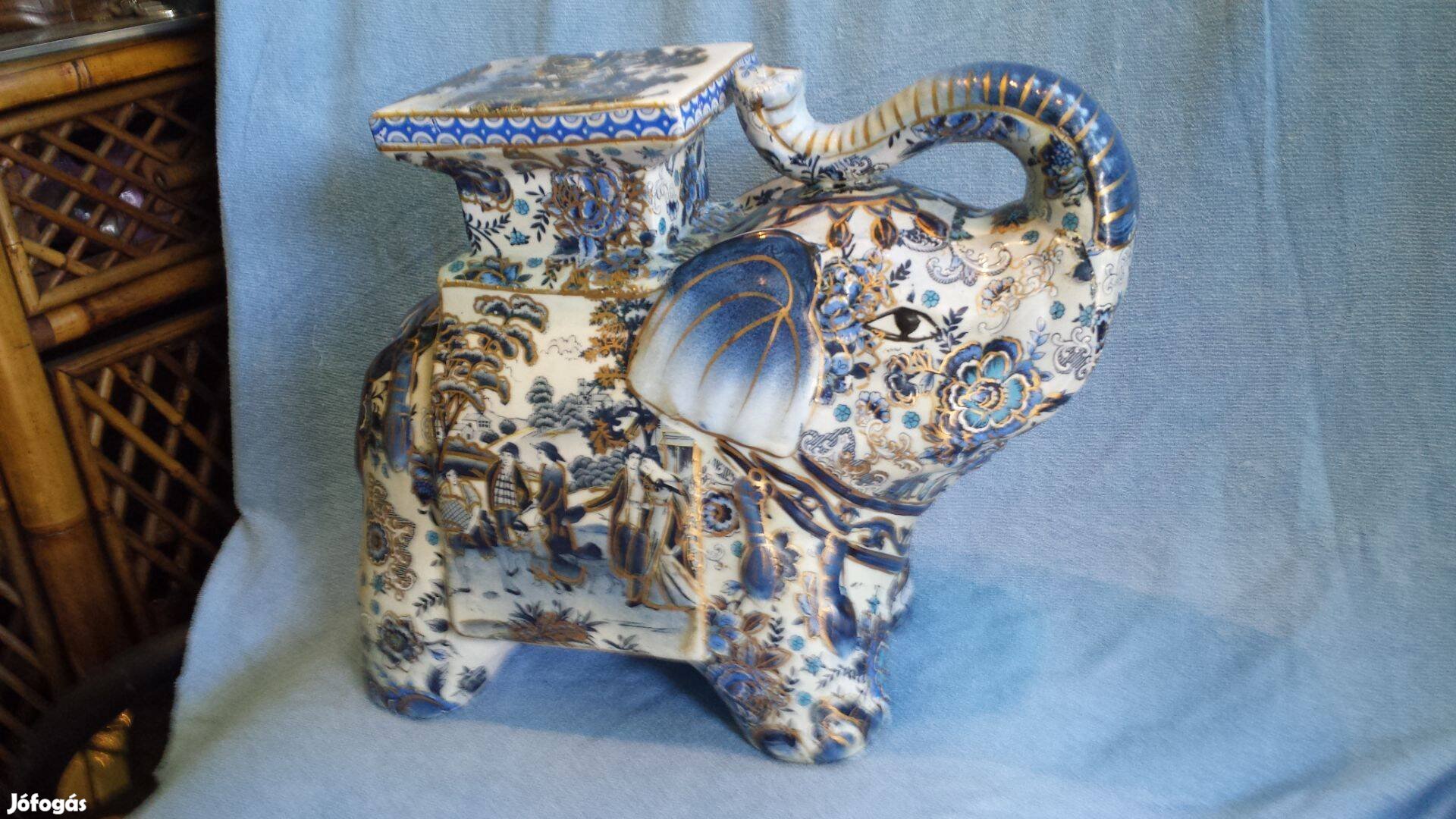 Régi antik kerámia aranyszínű elefánt elefántos virágtartó