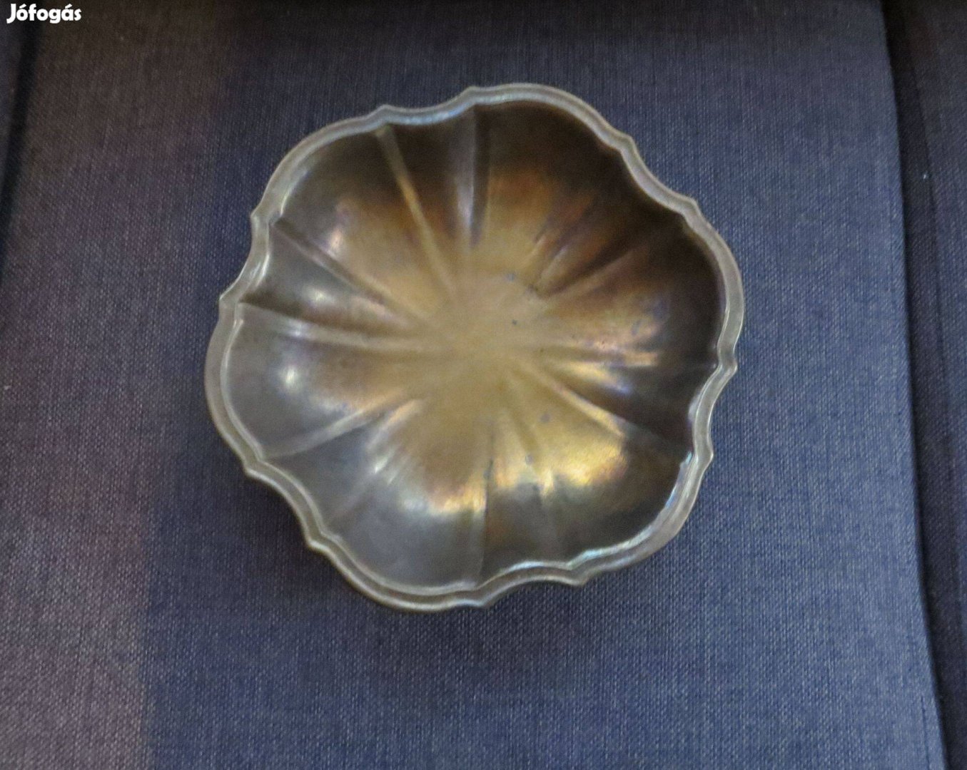 Régi antik réz tál kagyló alakú peremmel