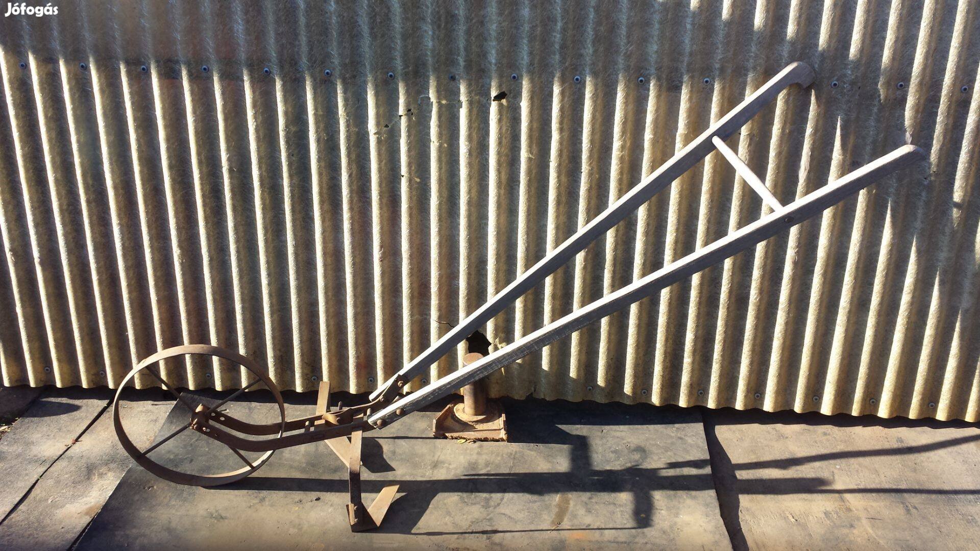 Régi antik tolikapa tolókapa szántó eszköz toli kapa