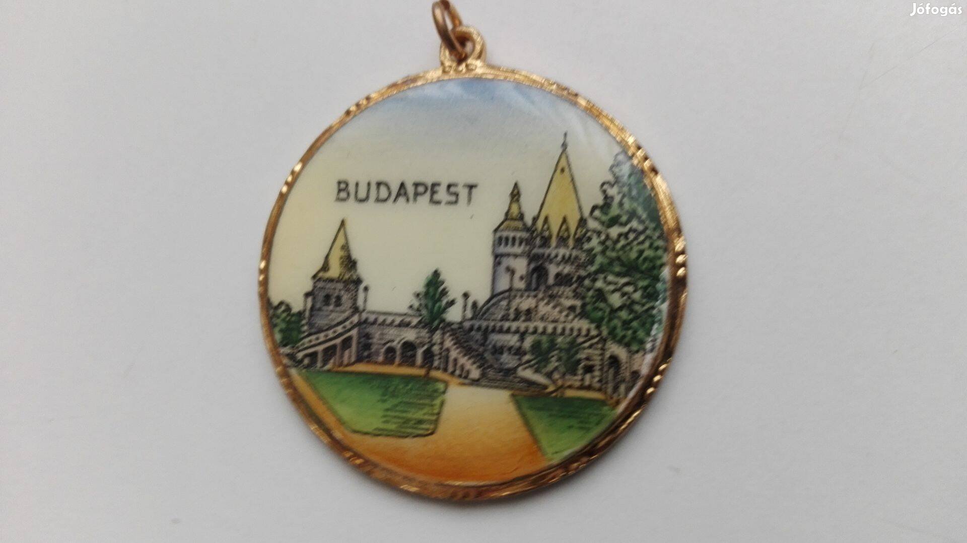 Régi aranyozott Budapest medál ritka db