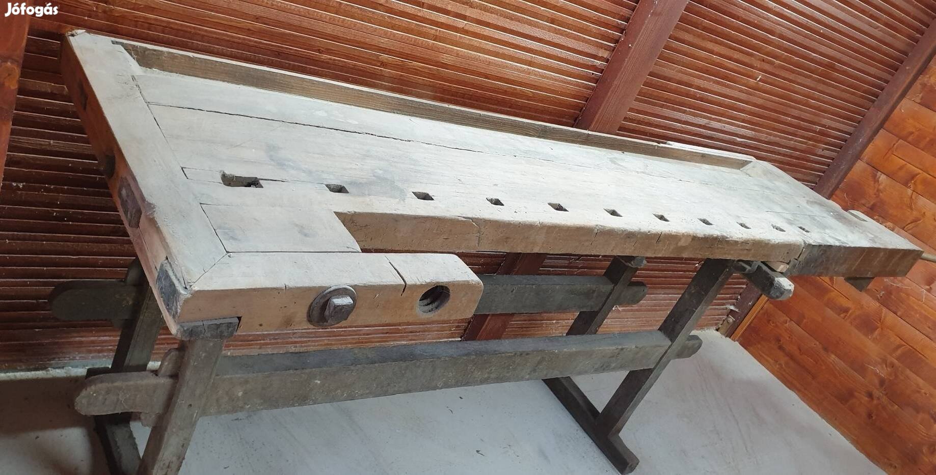 Régi asztalos satupad