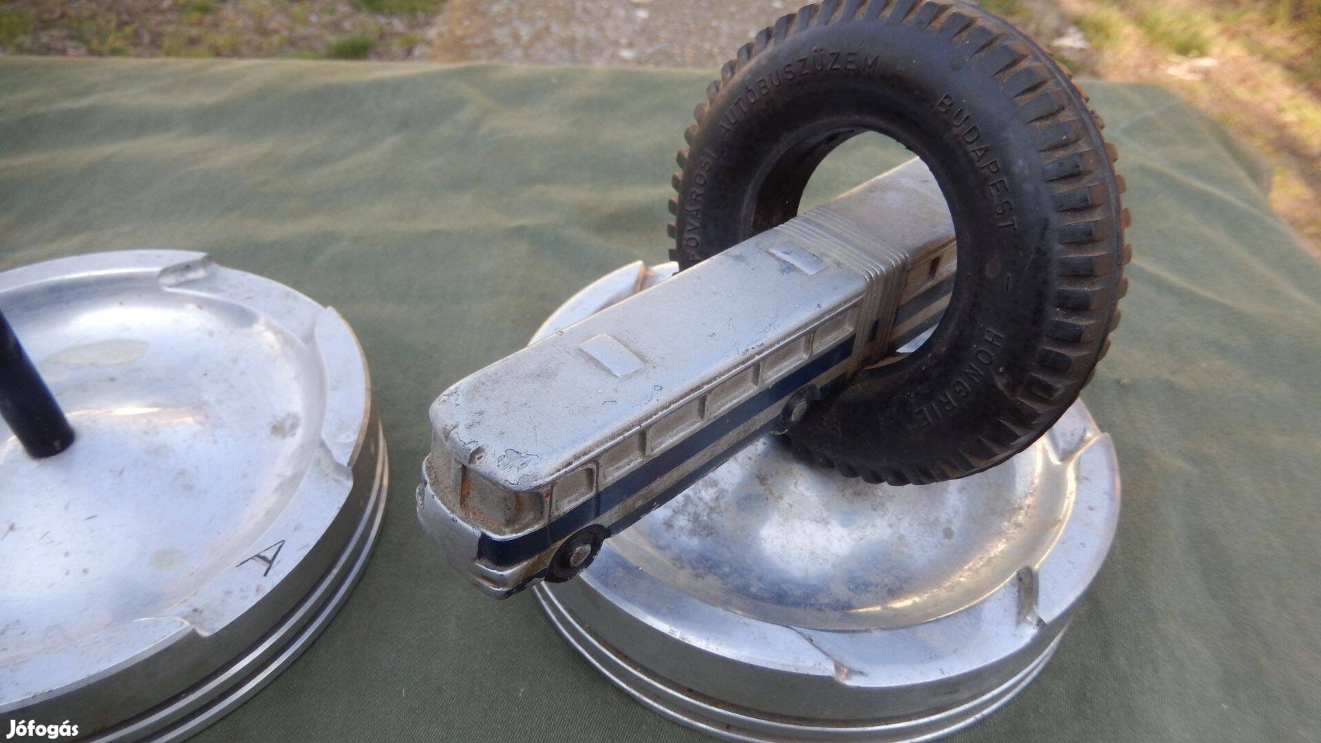 Régi autobusz reklám