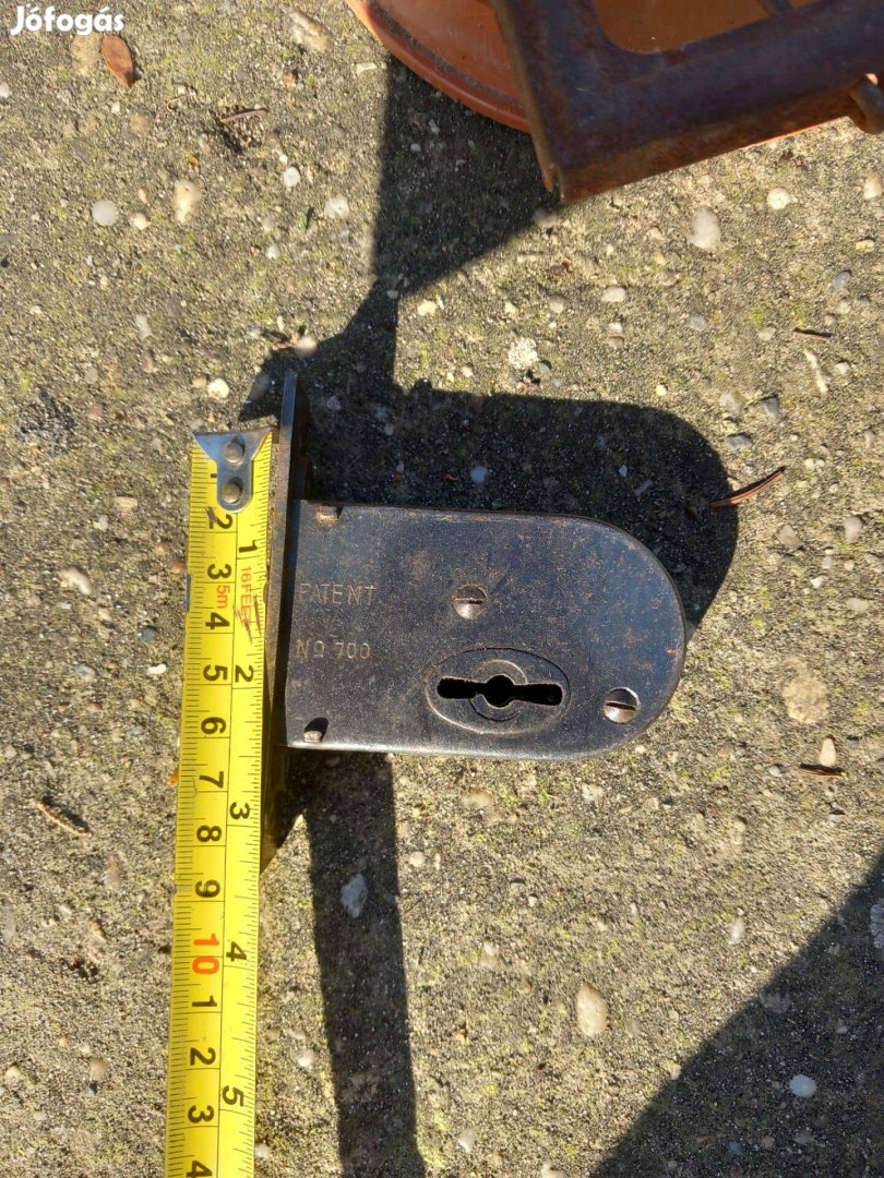 Régi bevéső patentzár kulcs nélkül 5x8cm