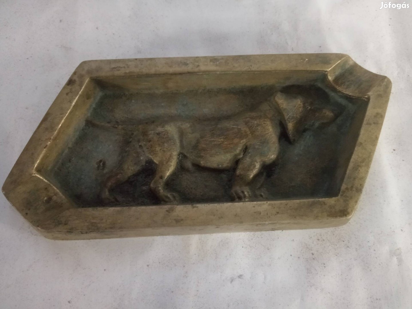 Régi bronz vagy sárgaréz hamu tartó 