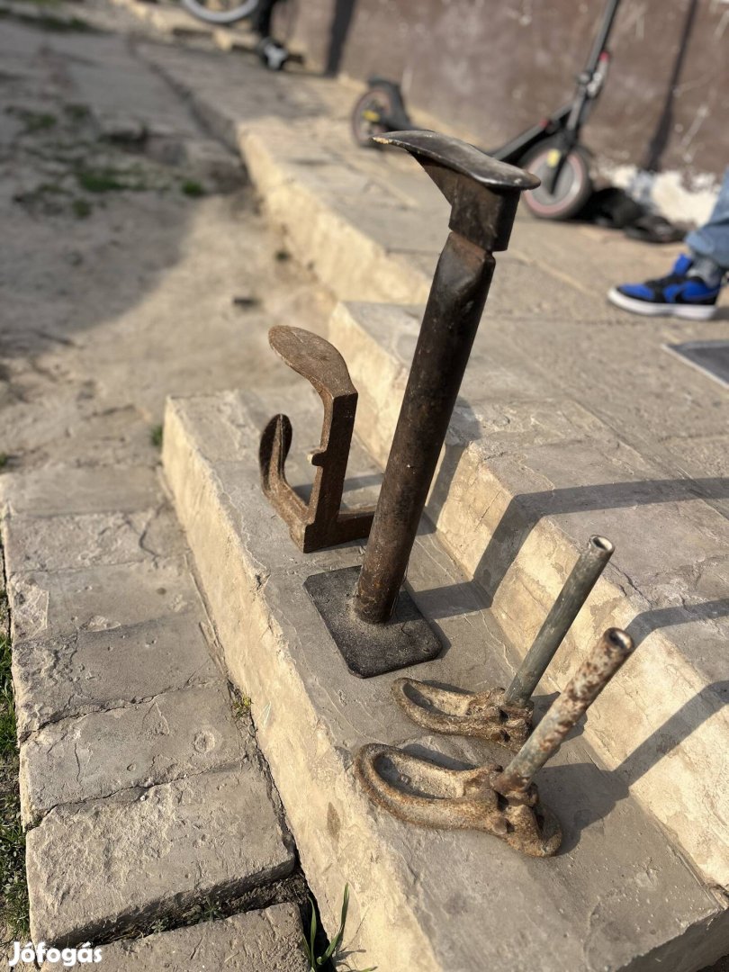 Régi cipész szerszámok suszter vasak