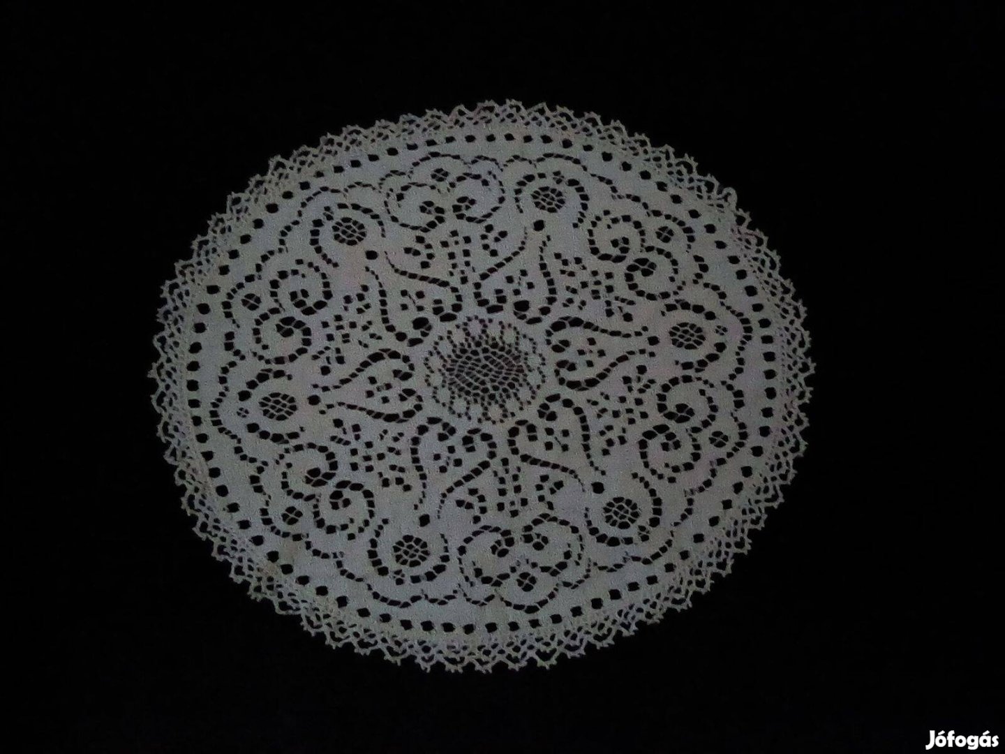 Régi csipke terítő 20x25 cm