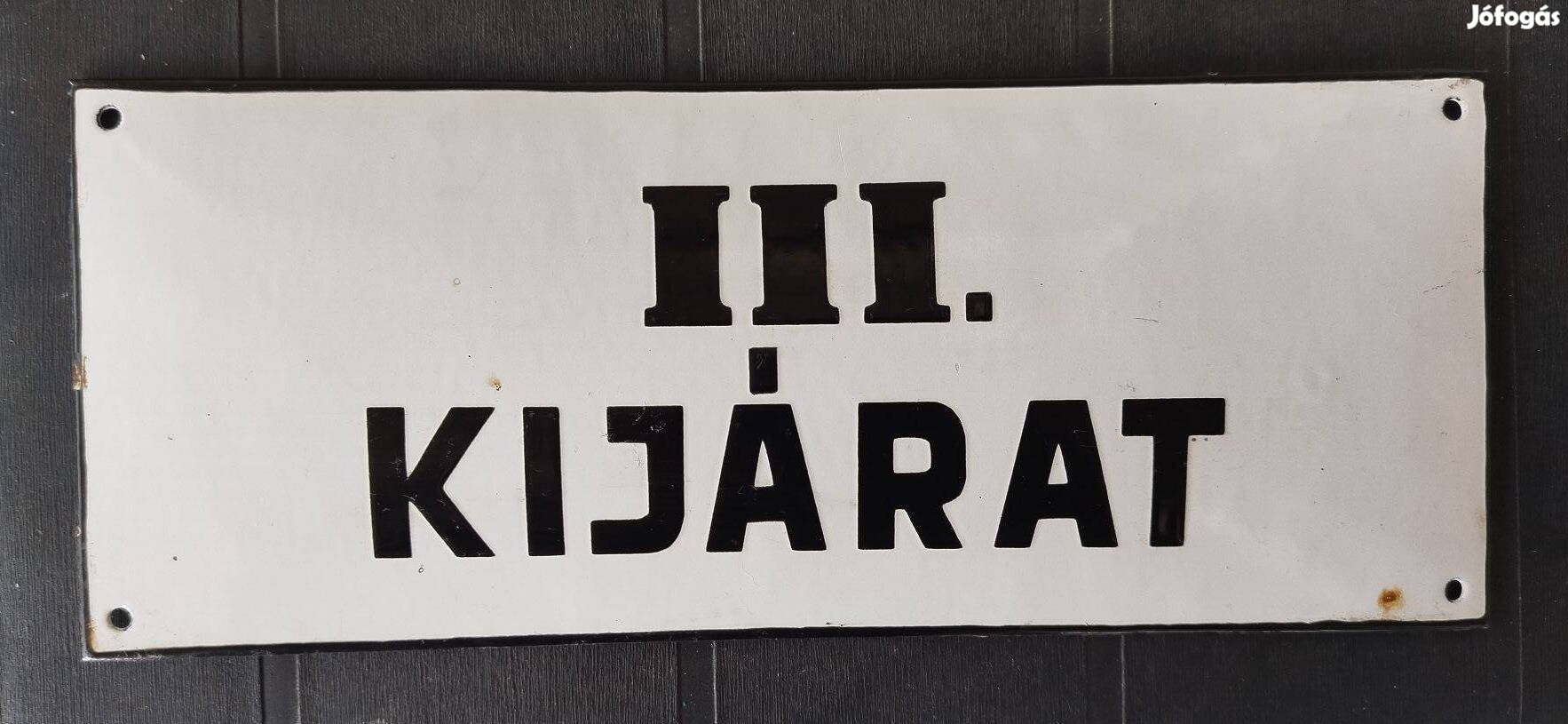 Régi domború Kijárat feliratú zománctábla. 30 x 12 cm