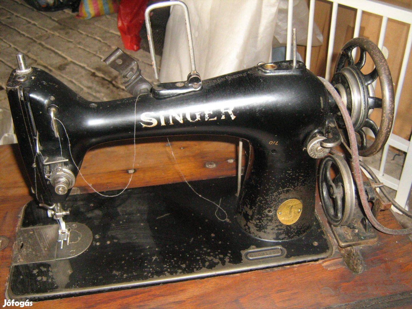 Régi elektromos Singer varrógép
