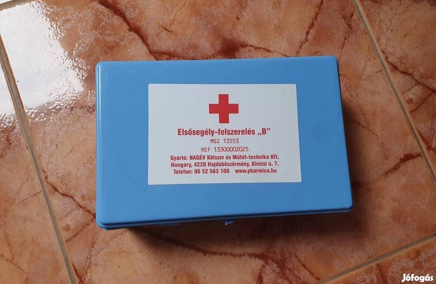 Régi elsősegély felszerelés "B" bontatlan doboz