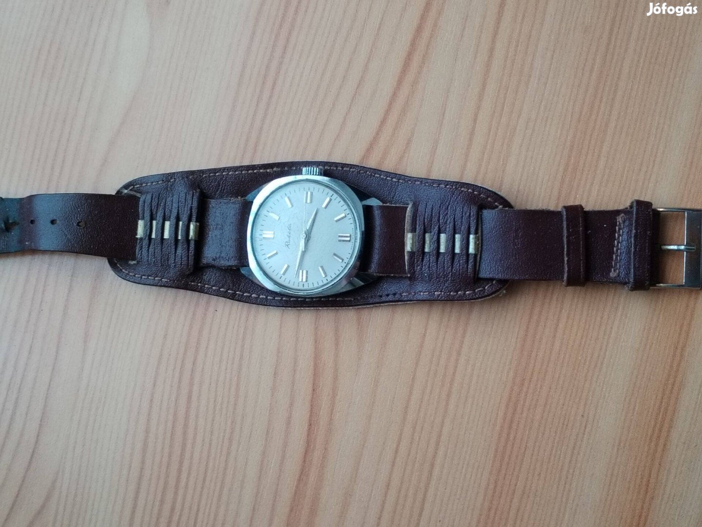 Régi eredeti Rakéta Orosz karóra eredeti pilóta szíjjon