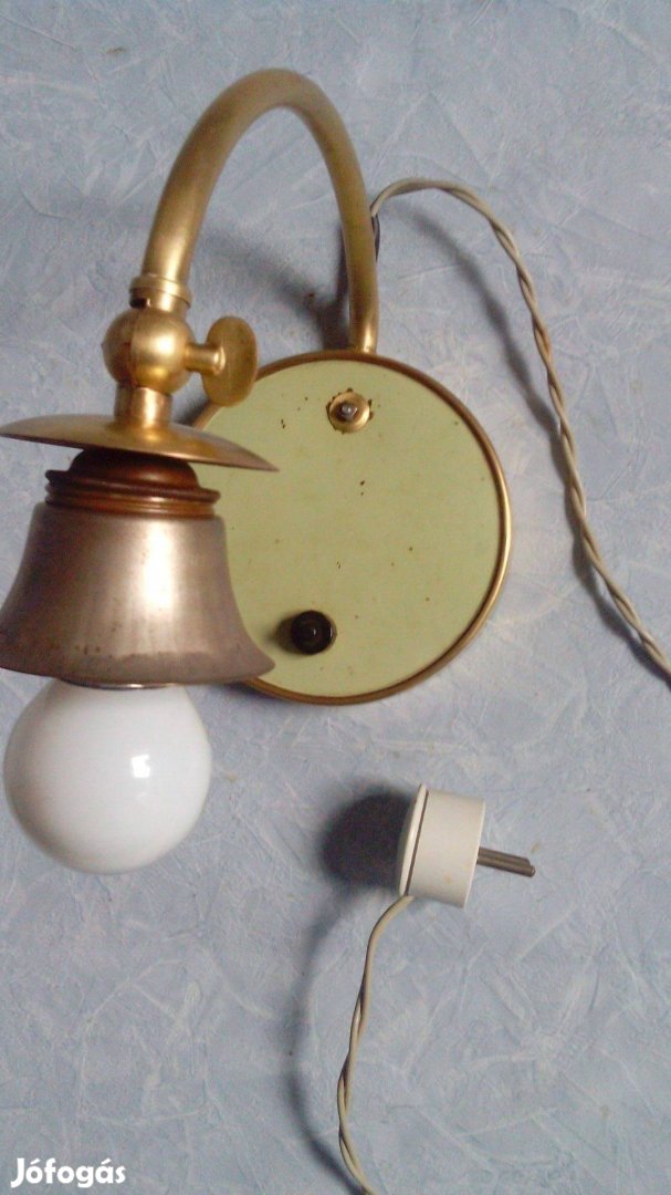 Régi fali lámpa
