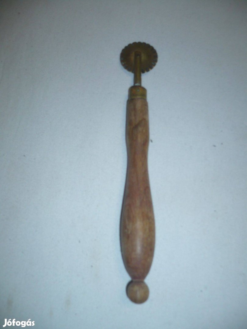 Régi fanyelű derelyevágó