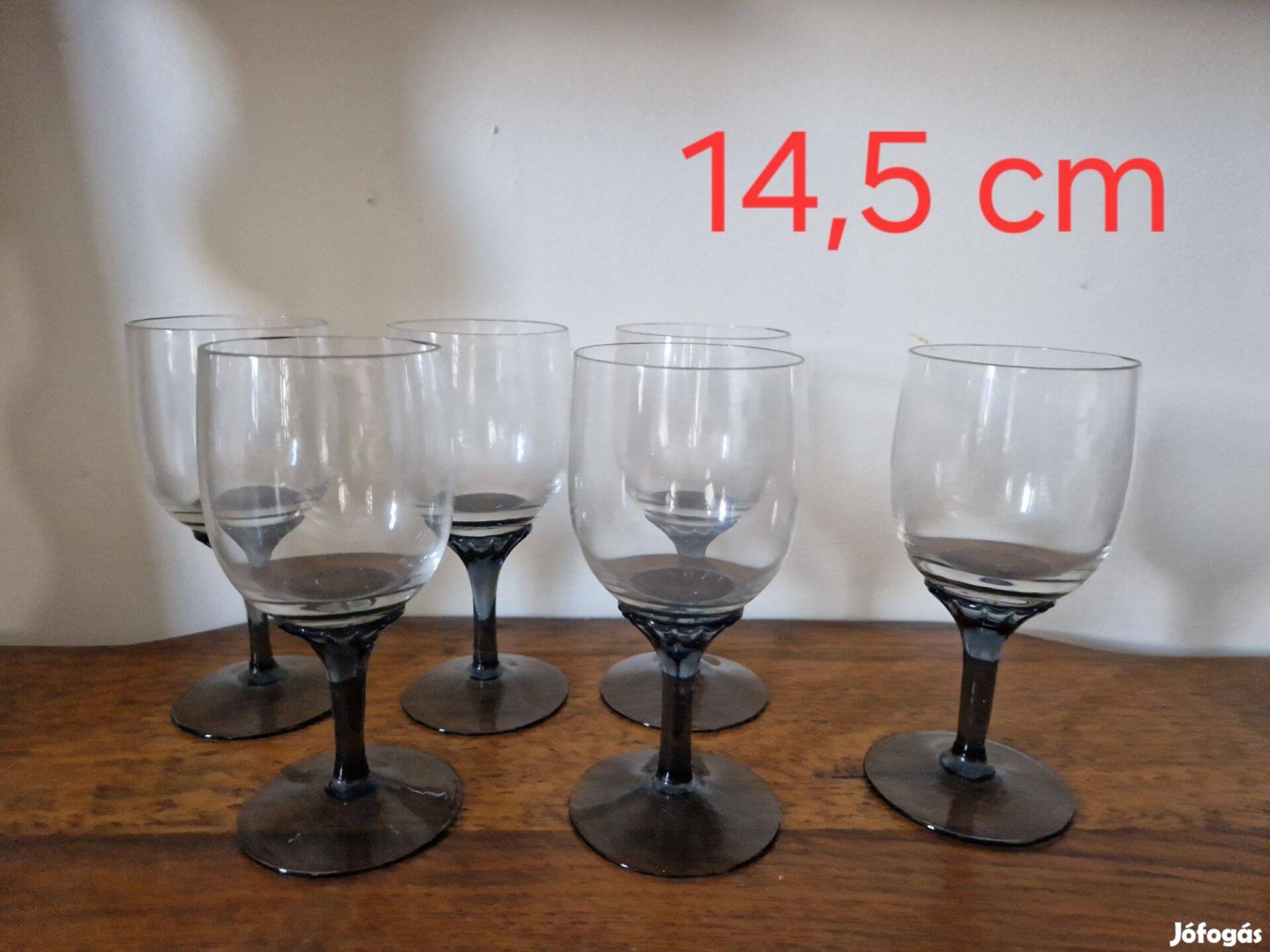 Régi fekete talpú üveg poharak 6 + 6 db