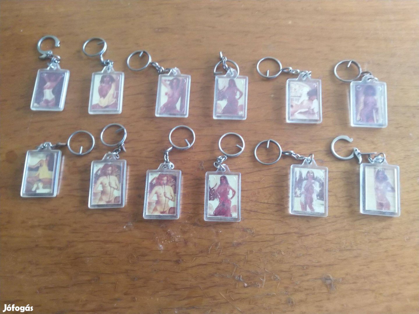 Régi fellelt ritka trafikáru kulcstartók