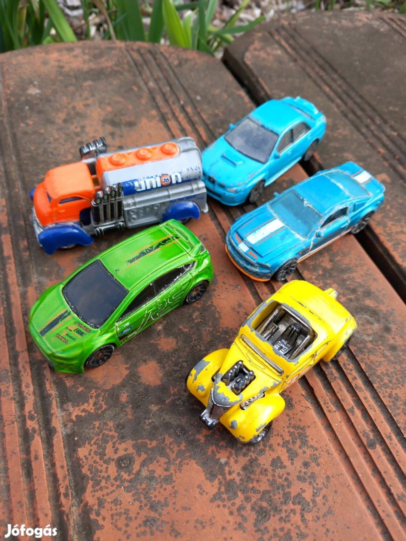 Régi fém matchbox 5 és 2 db egyben a 7